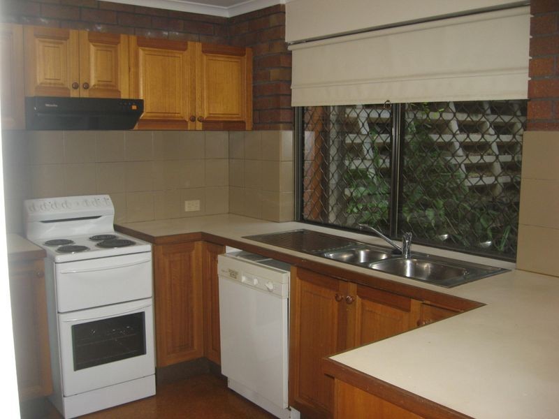 1/28 Bramston Terrace, Herston QLD 4006