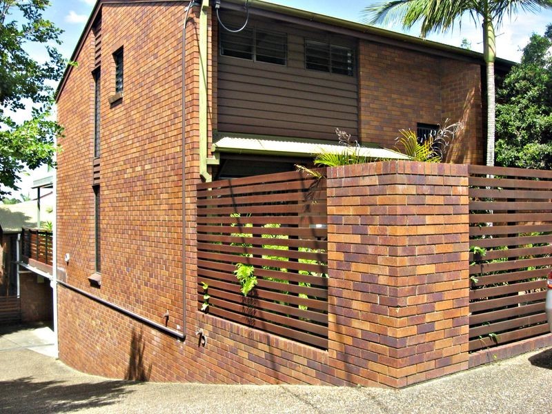 1/28 Bramston Terrace, Herston QLD 4006