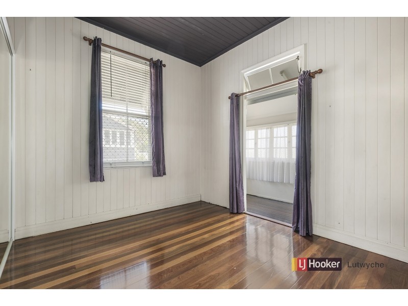 15 Lindon Street, Dutton Park QLD 4102