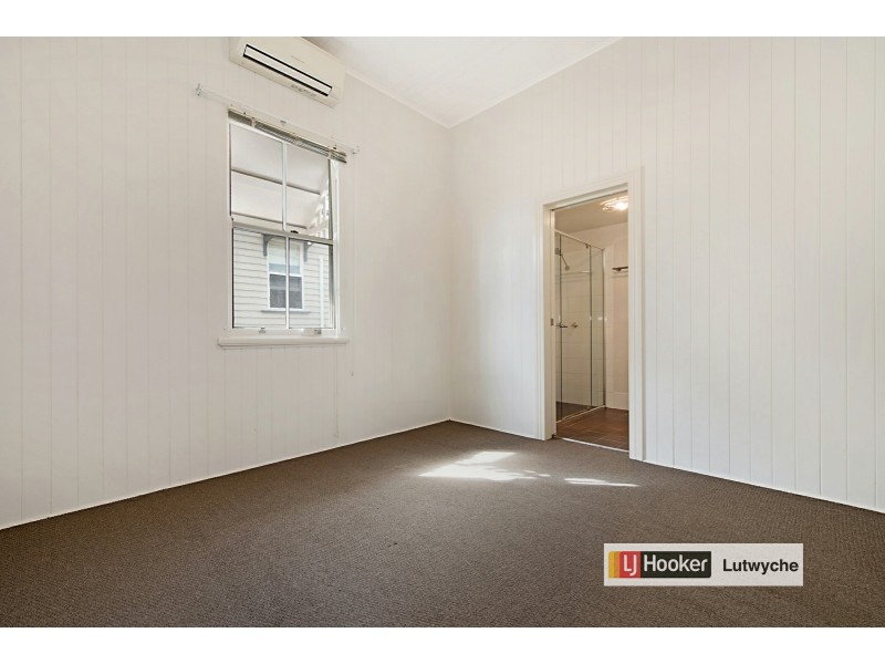 15 Bess Street, Windsor QLD 4030