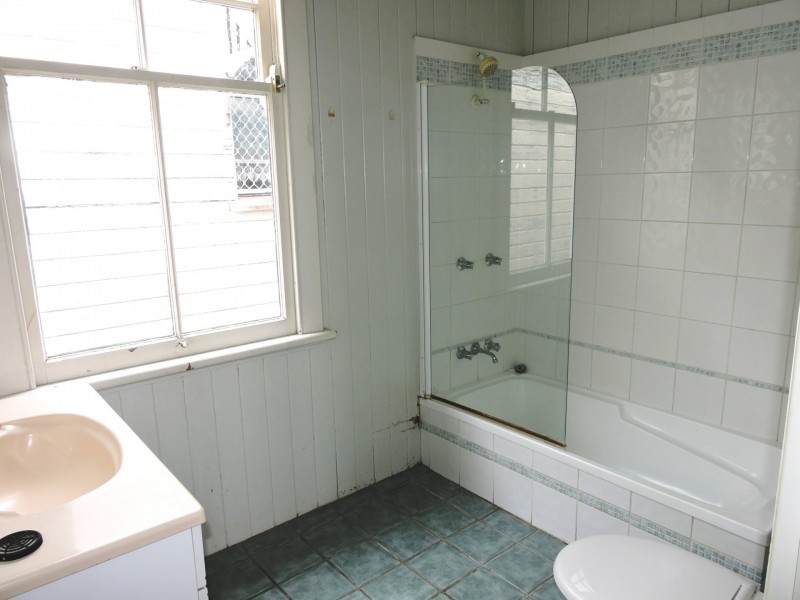 99 Stoneleigh Street, Lutwyche QLD 4030