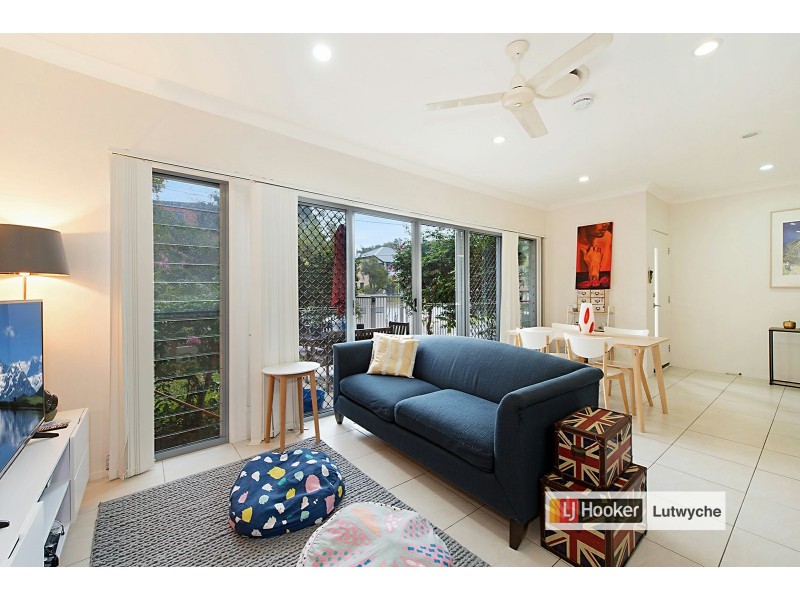 2/15 Buckland Road, Nundah QLD 4012