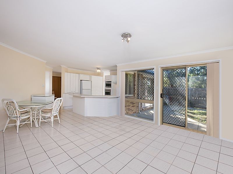 6 Warenda Street, Carina Heights QLD 4152