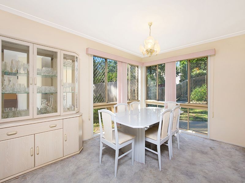 6 Warenda Street, Carina Heights QLD 4152