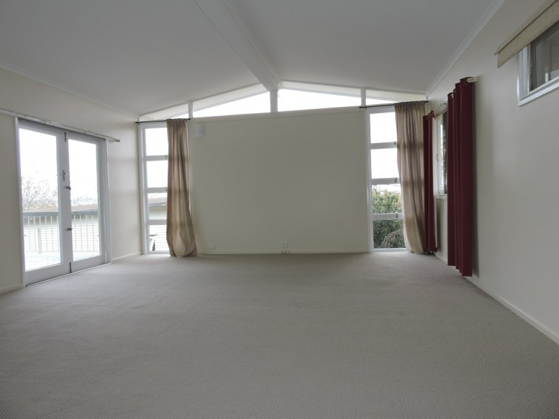 11 Farrant Street, Stafford Heights QLD 4053