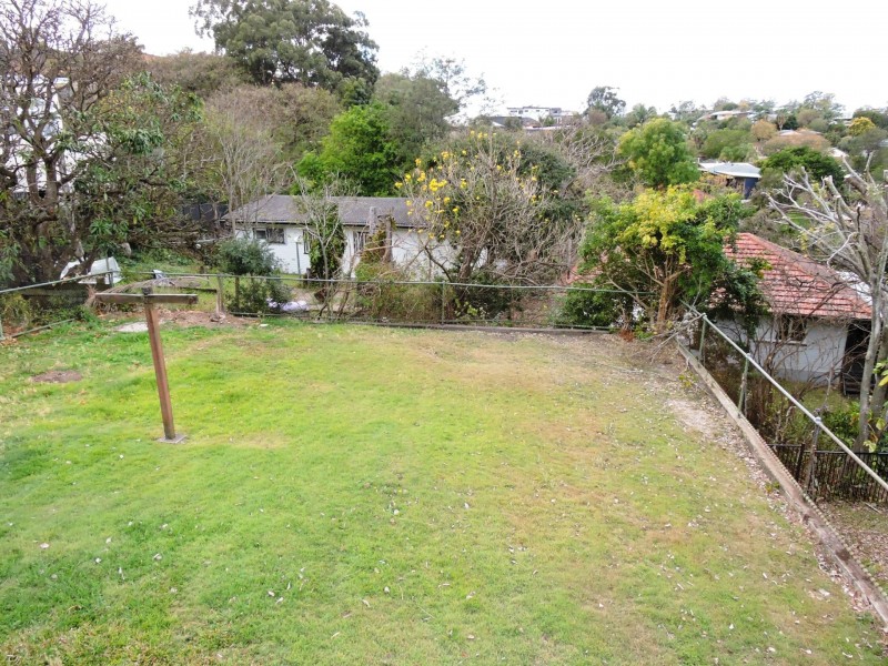 11 Farrant Street, Stafford Heights QLD 4053