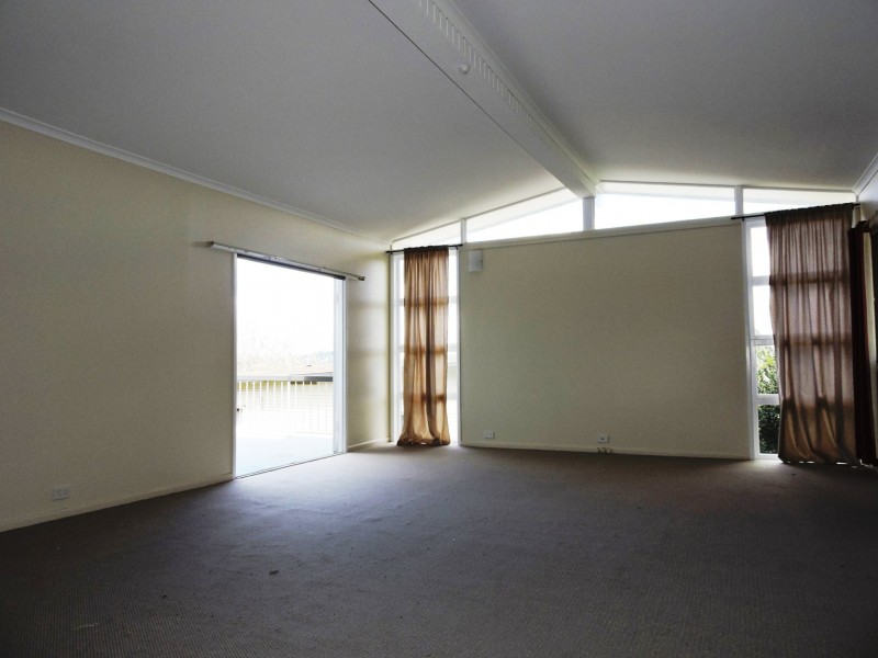 11 Farrant Street, Stafford Heights QLD 4053