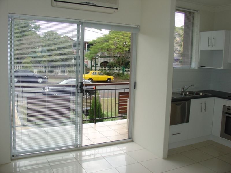 4/15 Windsor Avenue, Lutwyche QLD 4030