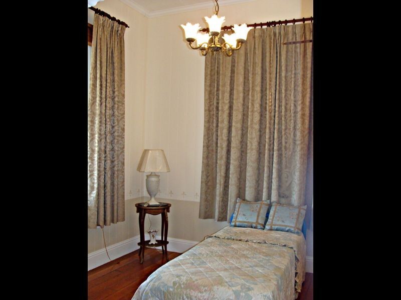 64 McLennan Street, Albion QLD 4010