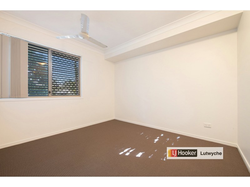 1/64 Adamson Street, Wooloowin QLD 4030