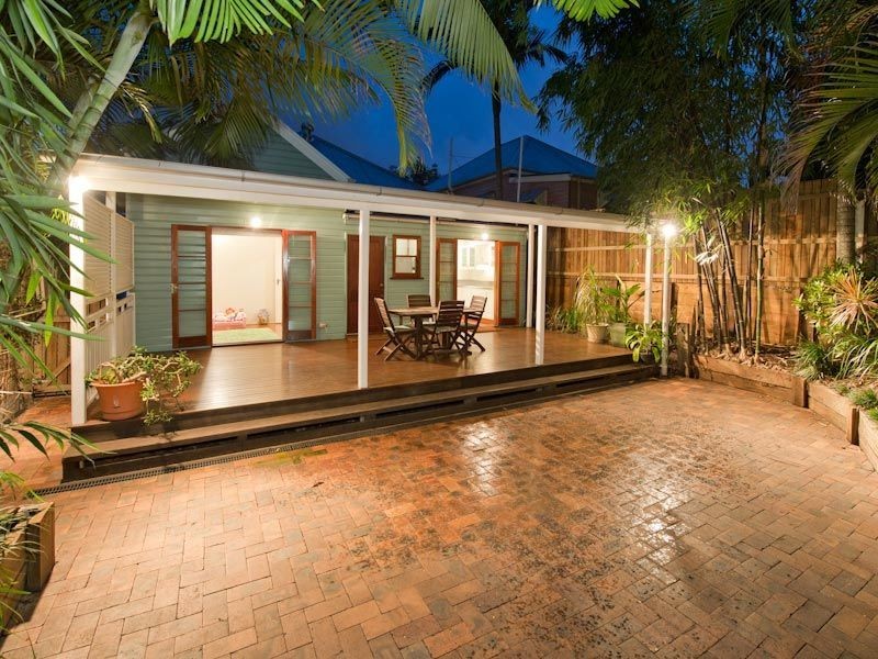 30 Belleview Parade, Paddington QLD 4064