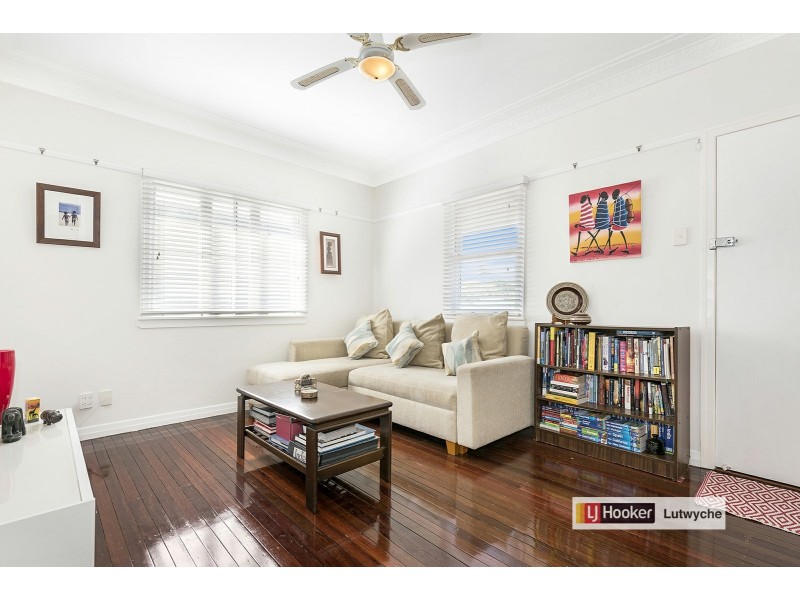 18 Elkhorn Street, Enoggera QLD 4051