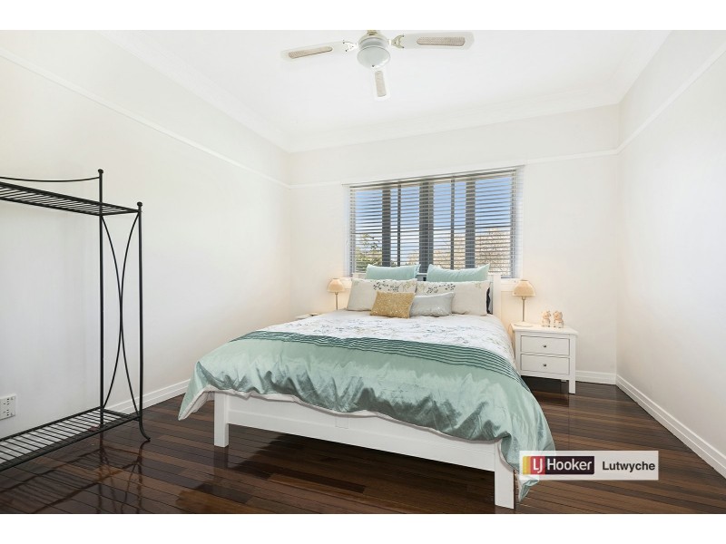 18 Elkhorn Street, Enoggera QLD 4051