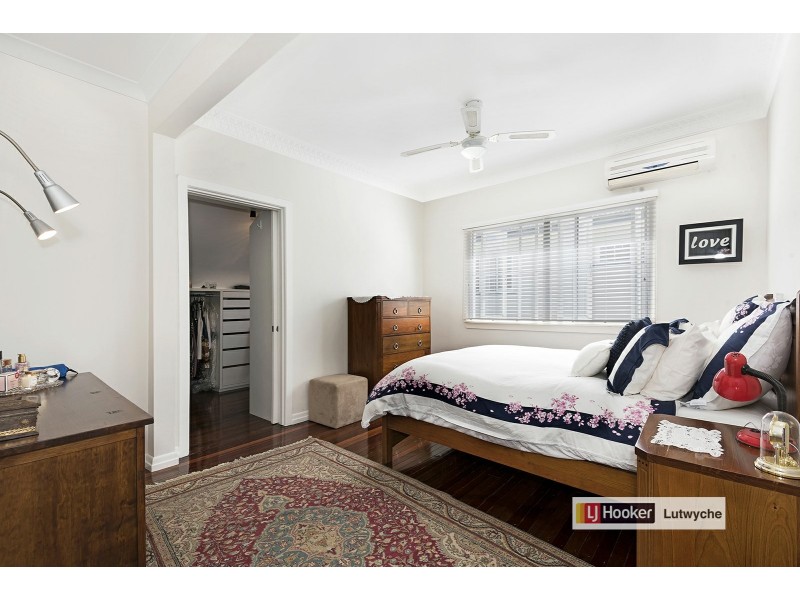 18 Elkhorn Street, Enoggera QLD 4051