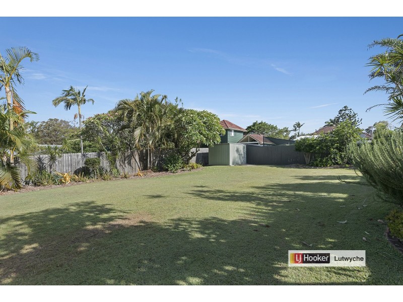 18 Elkhorn Street, Enoggera QLD 4051