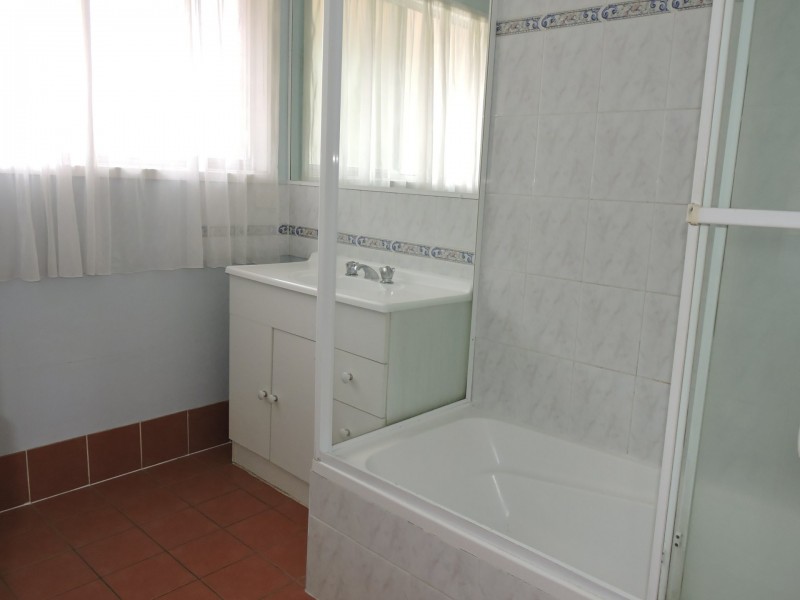 21 Queens Road, Everton Hills QLD 4053