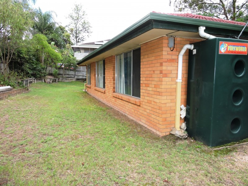 21 Queens Road, Everton Hills QLD 4053