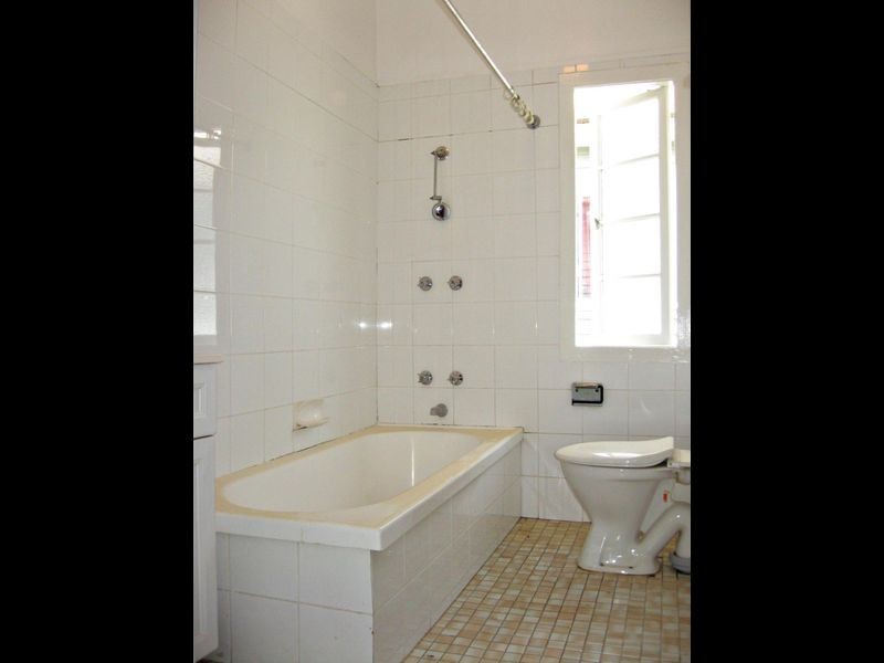 24 Evans Street, Kedron QLD 4031