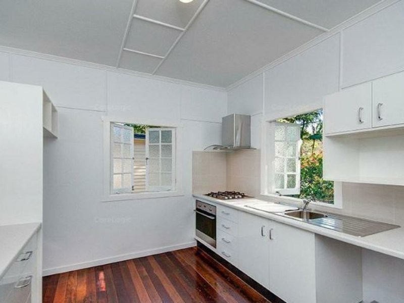 95 Maygar Street, Windsor QLD 4030