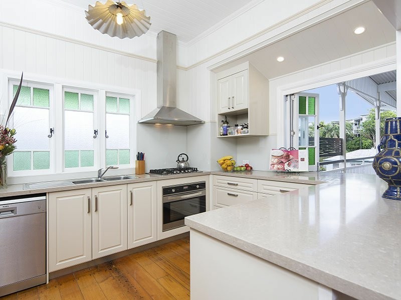 52 Harris Street, Windsor QLD 4030