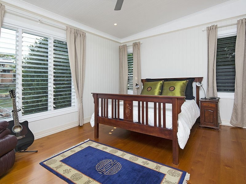 52 Harris Street, Windsor QLD 4030