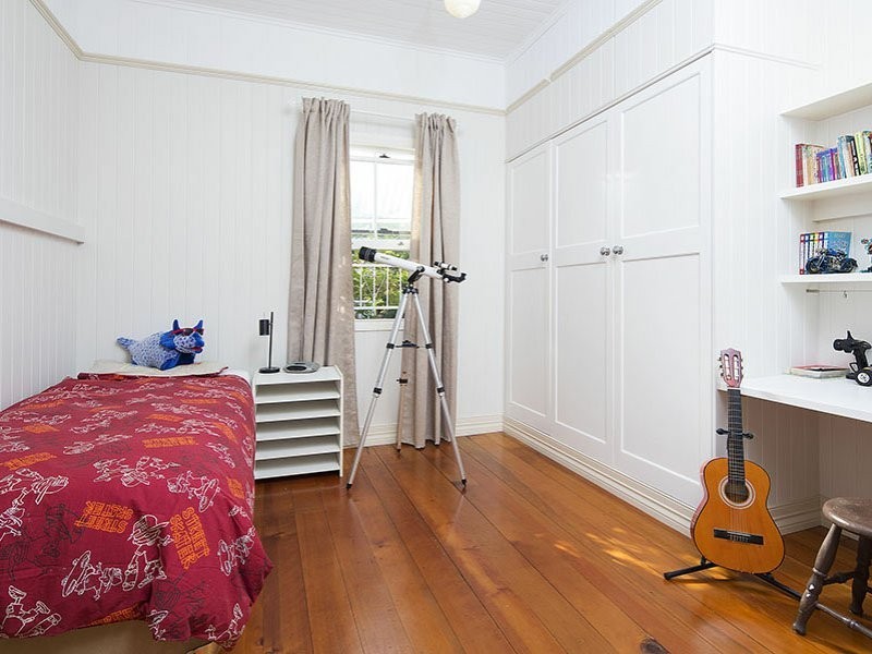 52 Harris Street, Windsor QLD 4030