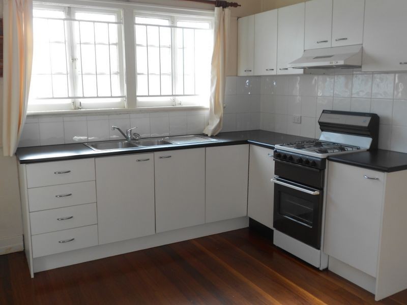 7 Bega Street, Grange QLD 4051