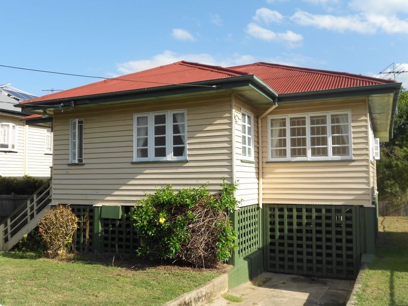 7 Bega Street, Grange QLD 4051