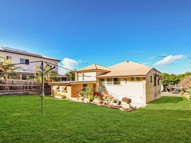 32 Ada Street, Windsor QLD 4030