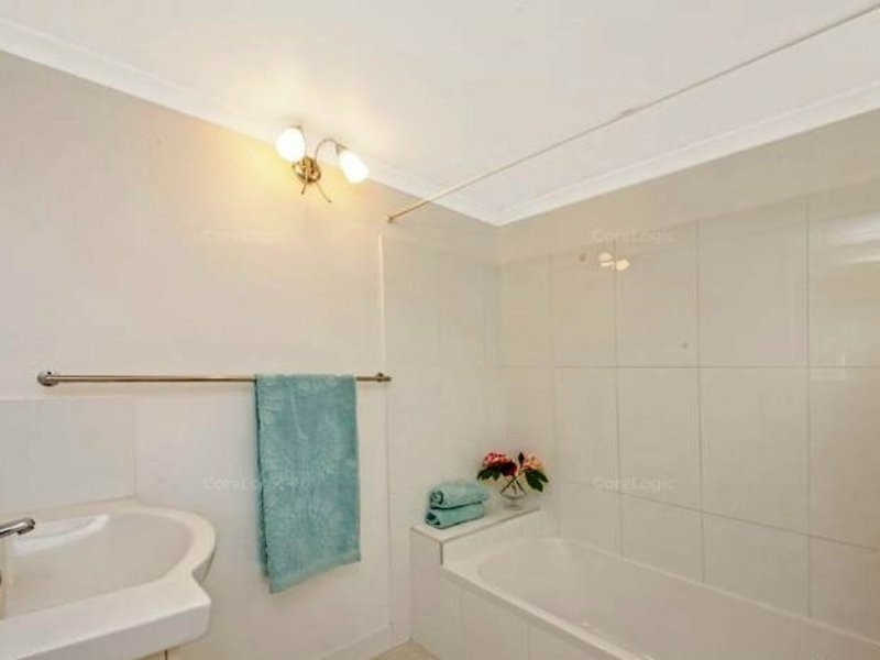 32 Ada Street, Windsor QLD 4030