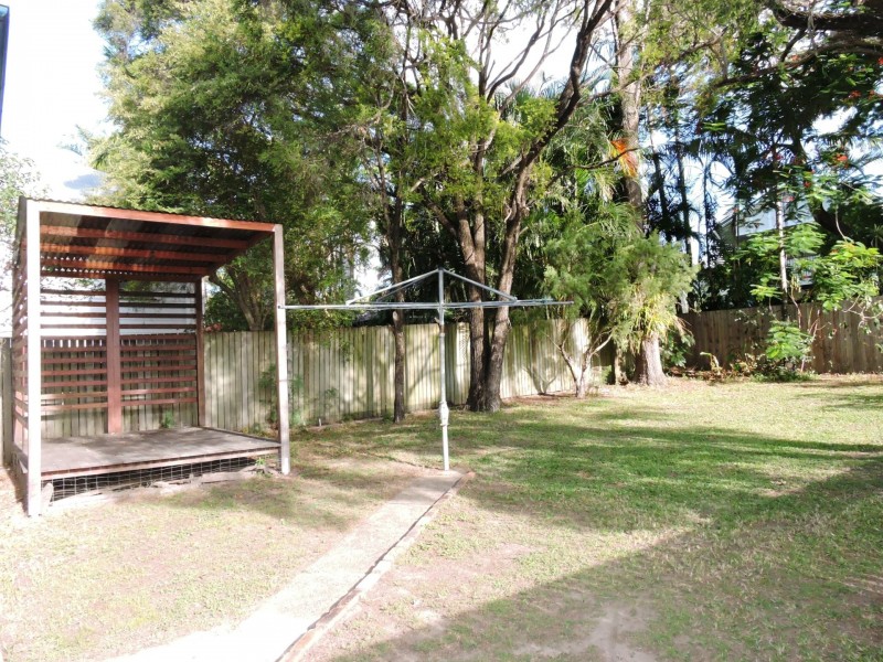 89 Rose Street, Wooloowin QLD 4030