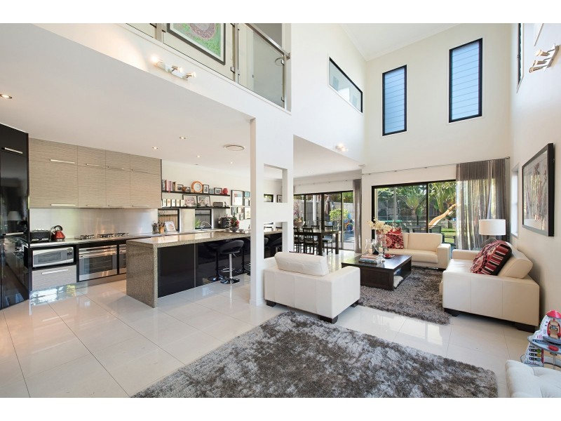 58 Norman Street, Wooloowin QLD 4030