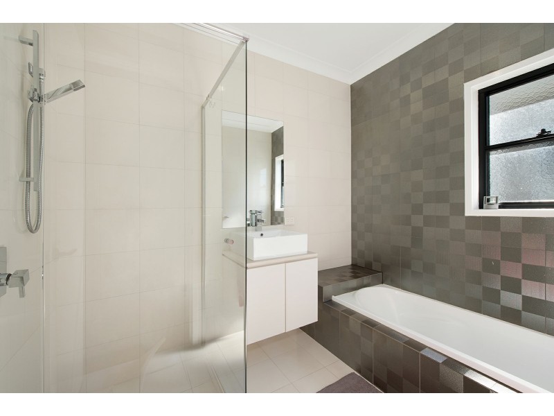 58 Norman Street, Wooloowin QLD 4030