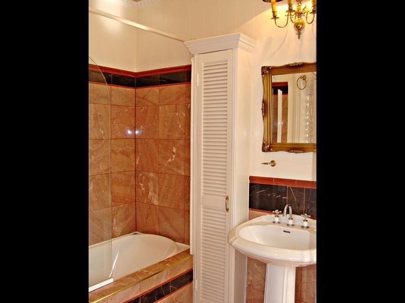 64 McLennan Street, Albion QLD 4010