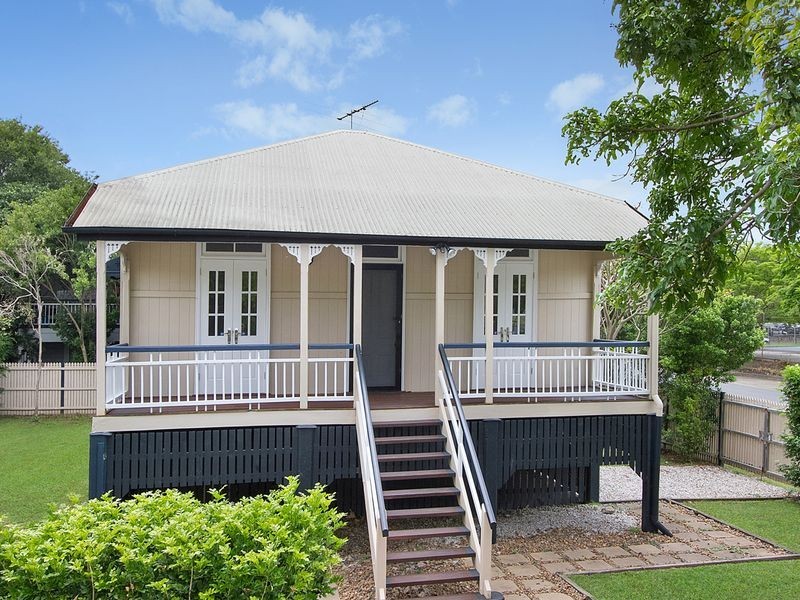 3 Swan Terrace, Windsor QLD 4030