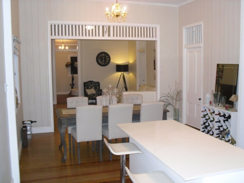 24 Grove Street, Albion QLD 4010