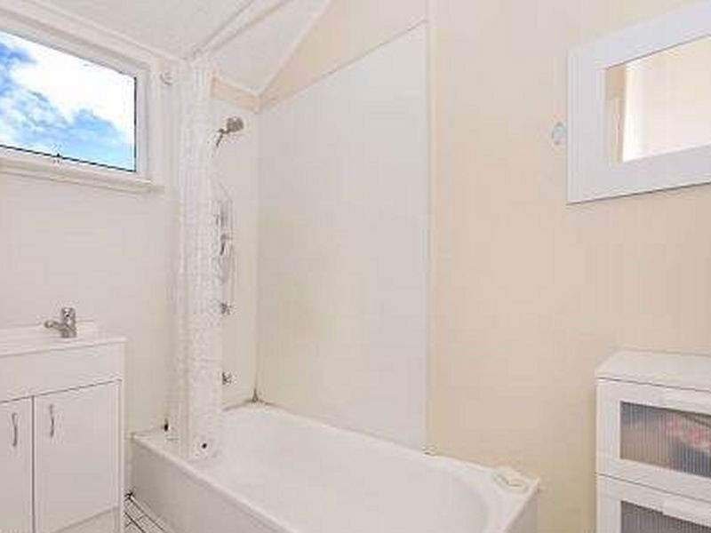 17 Oakwal Terrace, Windsor QLD 4030