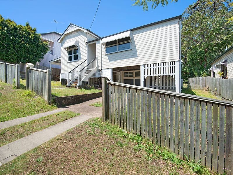 17 Oakwal Terrace, Windsor QLD 4030