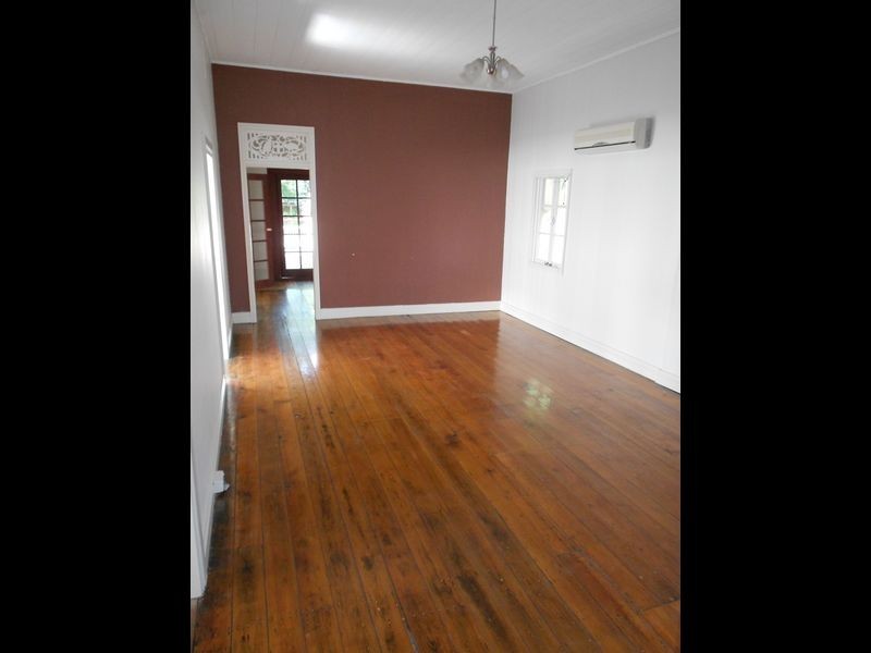 18 Stoneleigh Street, Albion QLD 4010