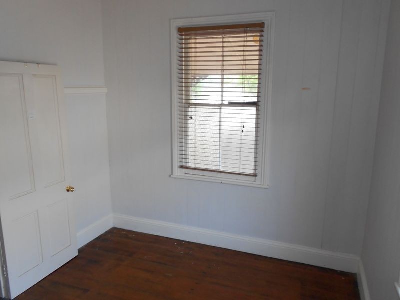 18 Stoneleigh Street, Albion QLD 4010