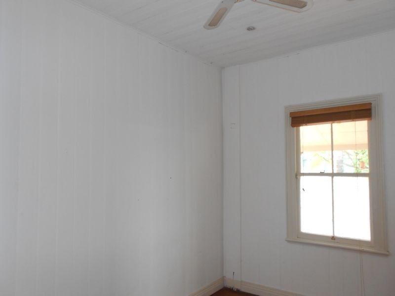 18 Stoneleigh Street, Albion QLD 4010