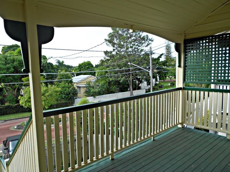 12 Ferres Street, Grange QLD 4051