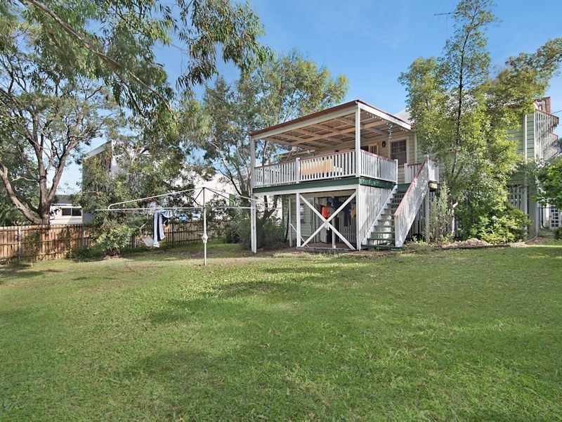 24 Annie Street, Windsor QLD 4030