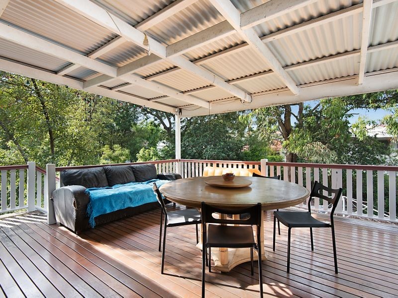 24 Annie Street, Windsor QLD 4030