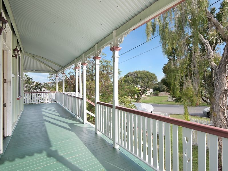 24 Annie Street, Windsor QLD 4030