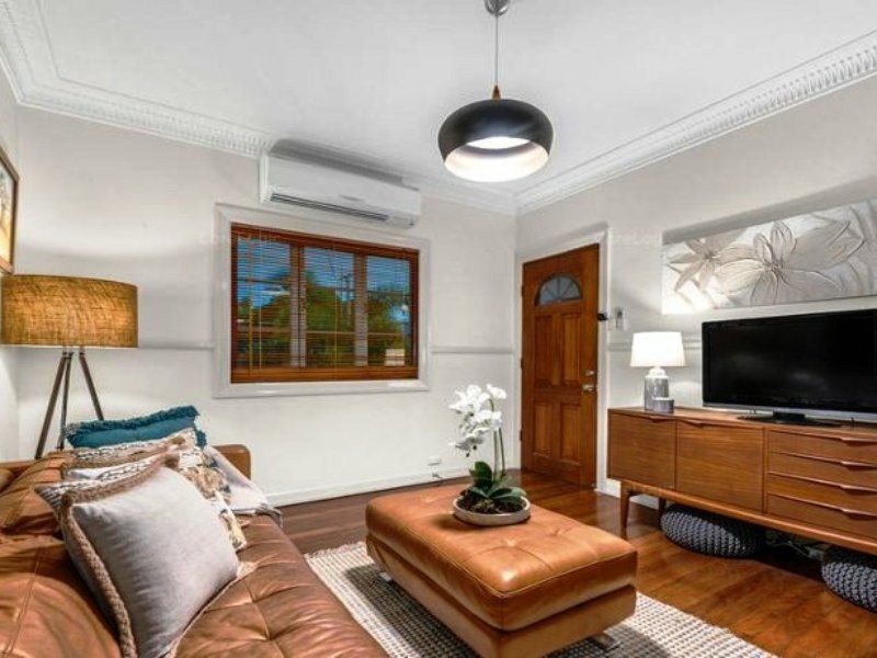 8 O’Farrell Avenue, Northgate QLD 4013