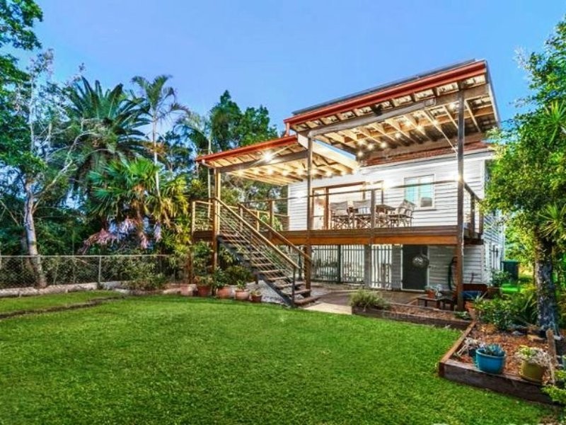 8 O’Farrell Avenue, Northgate QLD 4013