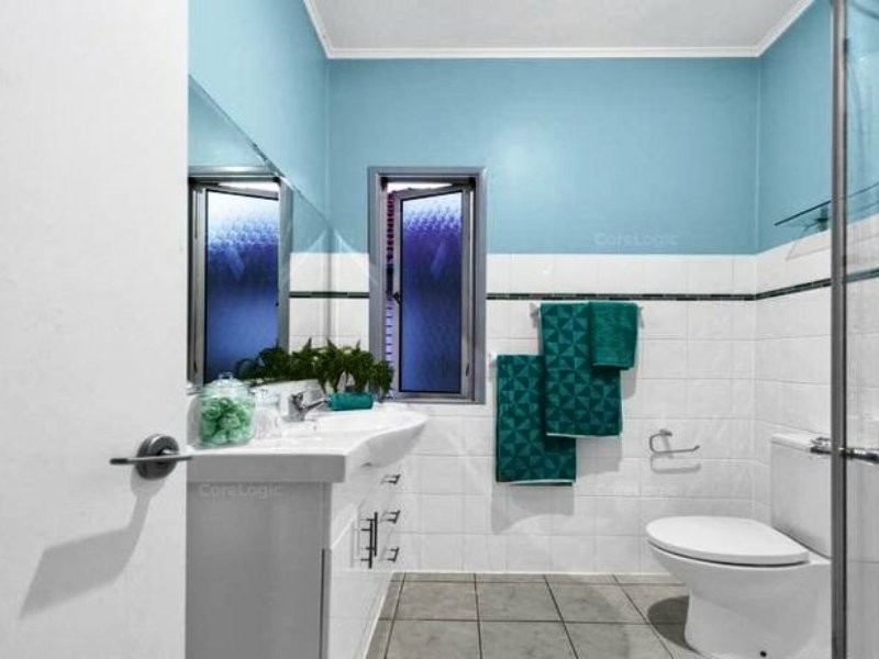 8 O’Farrell Avenue, Northgate QLD 4013