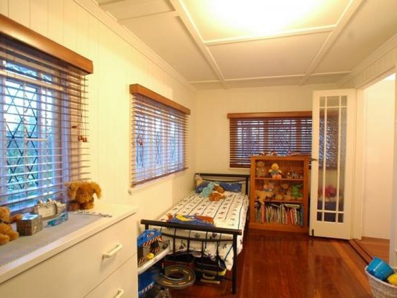 26 Gamelin Crescent, Stafford QLD 4053