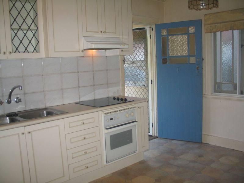 13 Norman Street, Wooloowin QLD 4030